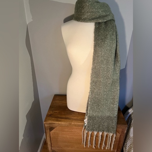 Free people blanket scarf - Picture 7 of 9